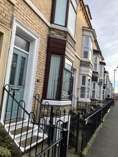 Rovers' Retreat Whitby George Street Exteriér fotografie